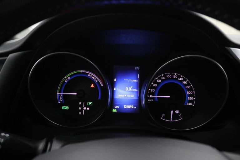 Toyota Auris - 1.8 Hybrid Black Edition 26