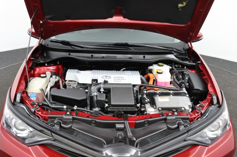 Toyota Auris - 1.8 Hybrid Black Edition 38
