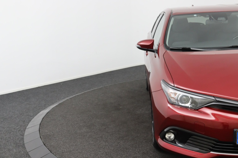 Toyota Auris - 1.8 Hybrid Black Edition 43