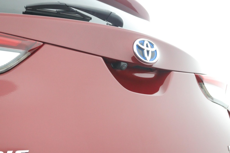 Toyota Auris - 1.8 Hybrid Black Edition 46