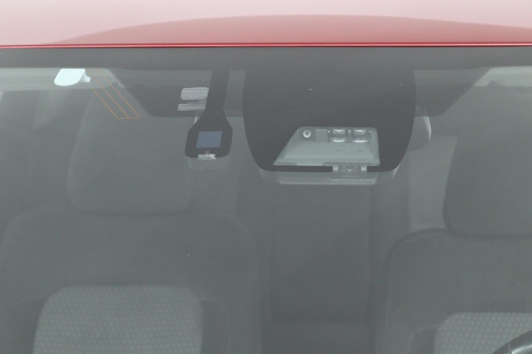 Toyota Auris - 1.8 Hybrid Black Edition 47