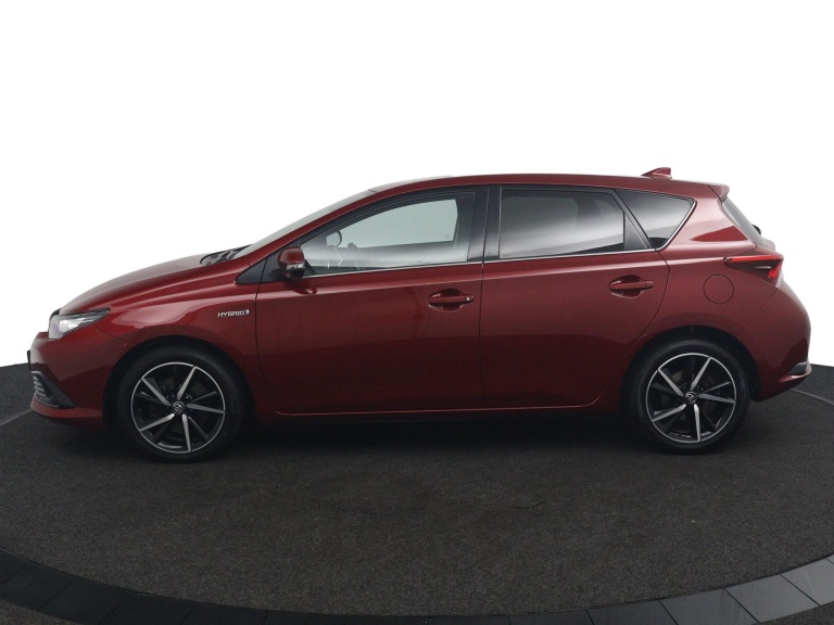 Toyota Auris - 1.8 Hybrid Black Edition 6