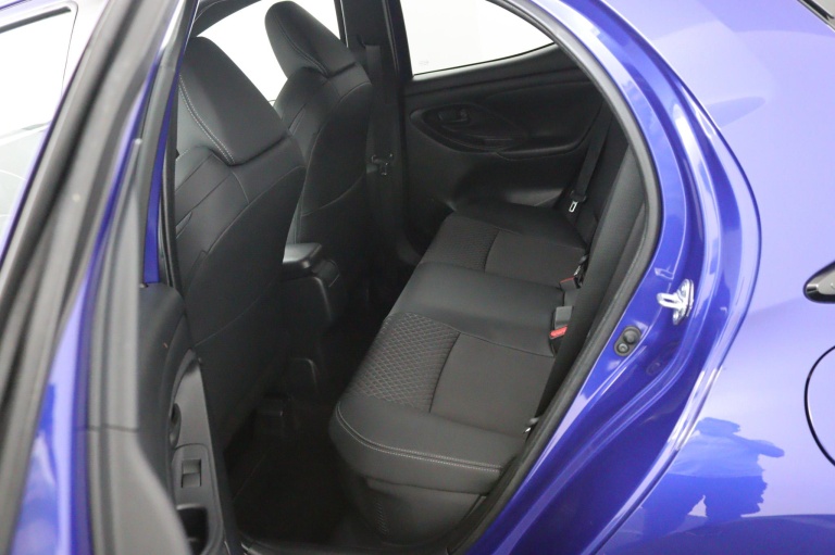 Toyota Yaris - 1.5 Hybrid 130 Executive 12