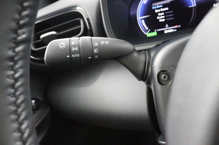 Toyota Yaris - 1.5 Hybrid 130 Executive 30