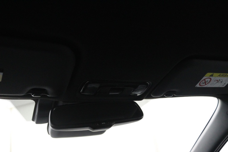Toyota Yaris - 1.5 Hybrid 130 Executive 32