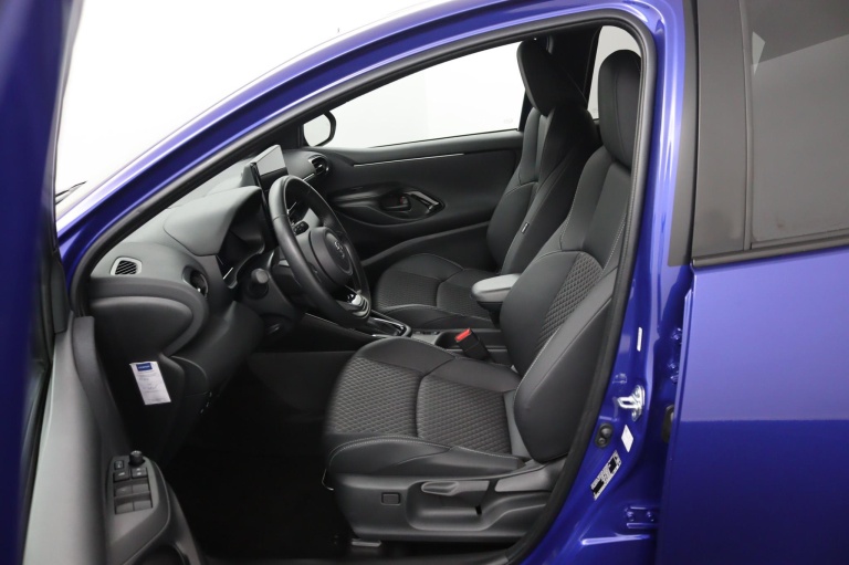 Toyota Yaris - 1.5 Hybrid 130 Executive 9