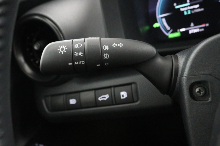 Toyota C-HR - 1.8 Hybrid 140 First Edition 22