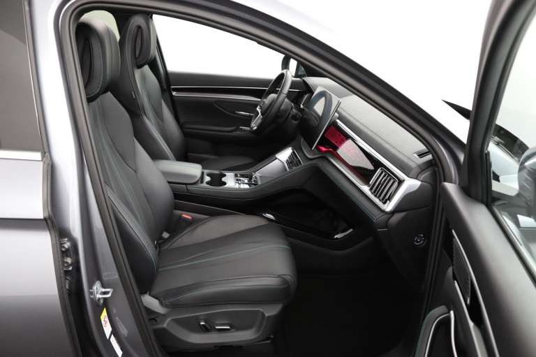 BYD SEAL U - Design 87 kWh 16