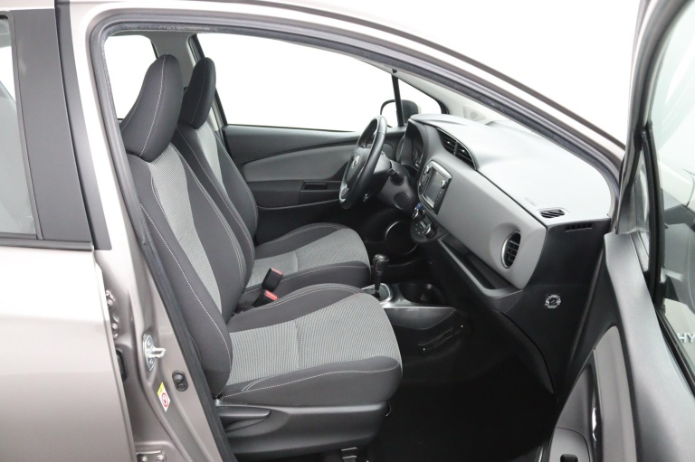 Toyota Yaris - 1.5 Hybrid Lease 10
