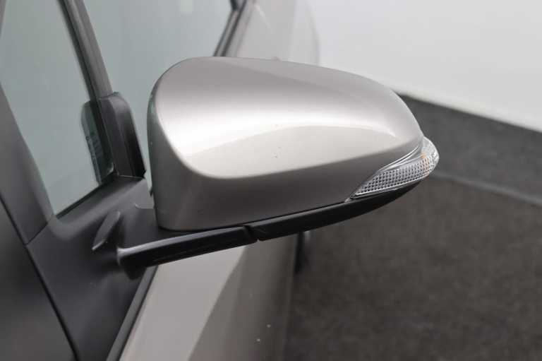 Toyota Yaris - 1.5 Hybrid Lease 39