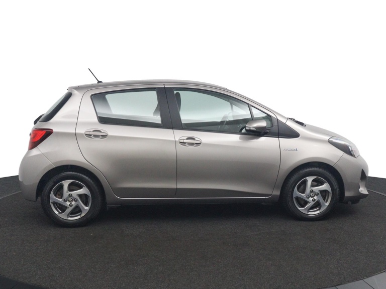 Toyota Yaris - 1.5 Hybrid Lease 6