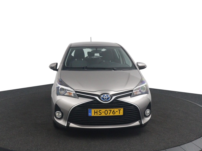 Toyota Yaris - 1.5 Hybrid Lease 7