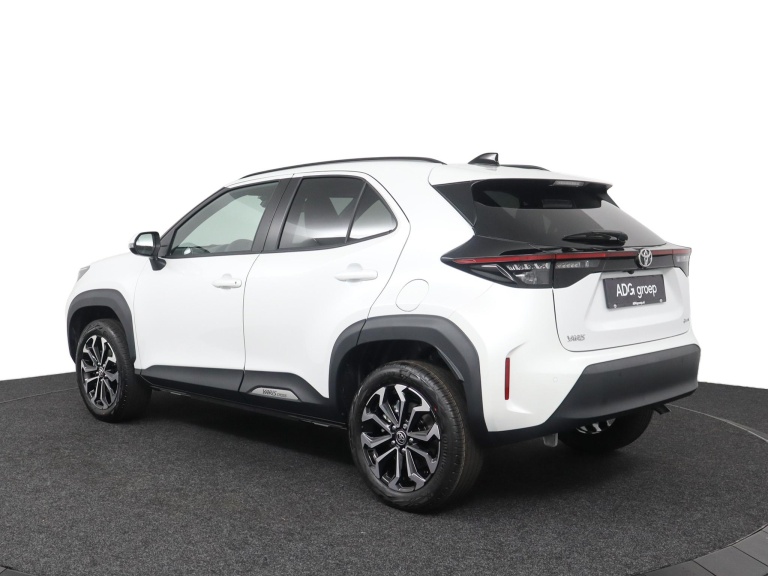 Toyota Yaris Cross - 1.5 Hybrid 115 Dynamic 8