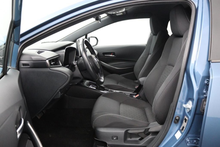 Toyota Corolla Touring Sports - 1.8 Hybrid Dynamic 17