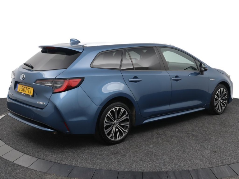 Toyota Corolla Touring Sports - 1.8 Hybrid Dynamic 2