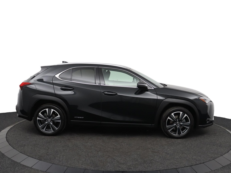 Lexus UX - 250h Business Line 13