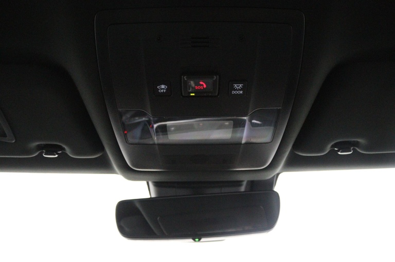 Lexus UX - 250h Business Line 31