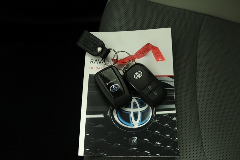 Toyota RAV4 - 2.5 Hybrid AWD Executive 11