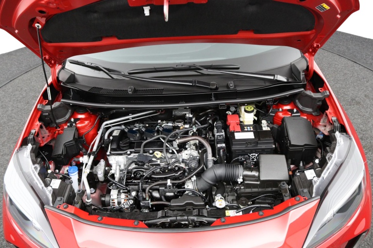 Toyota Yaris Cross - 1.5 VVT-I Dynamic 1300 kg trekgewicht 34