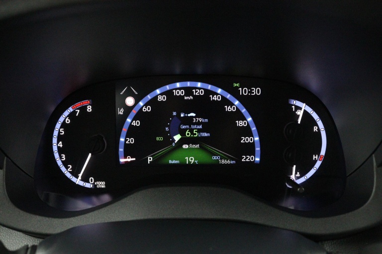 Toyota Yaris Cross - 1.5 VVT-I Dynamic 1300 kg trekgewicht 6