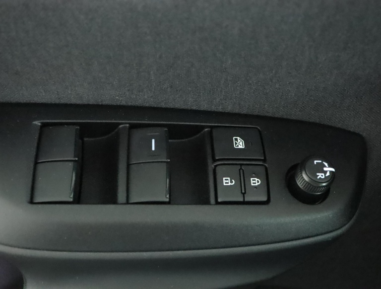 Toyota Yaris Cross - 1.5 Hybrid 115 Active Limited 28