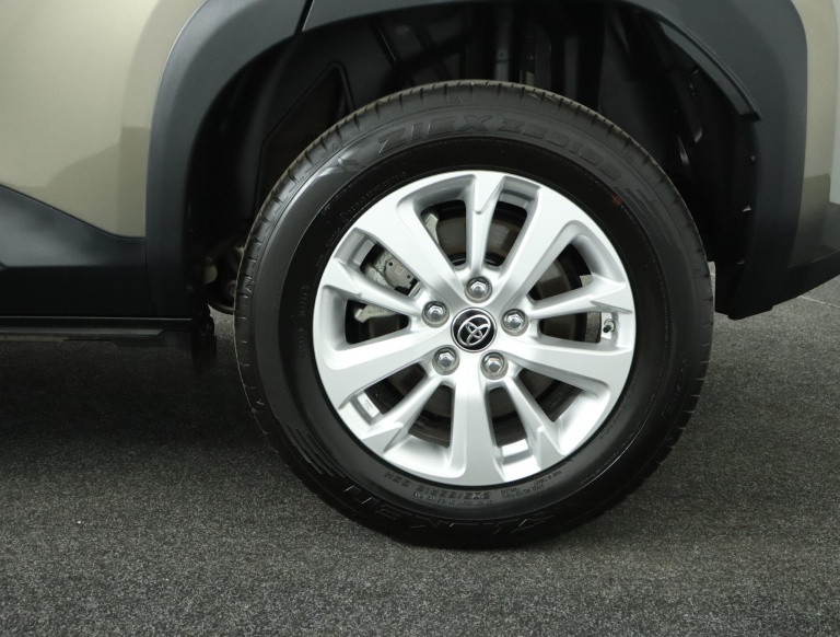 Toyota Yaris Cross - 1.5 Hybrid 115 Active Limited 37