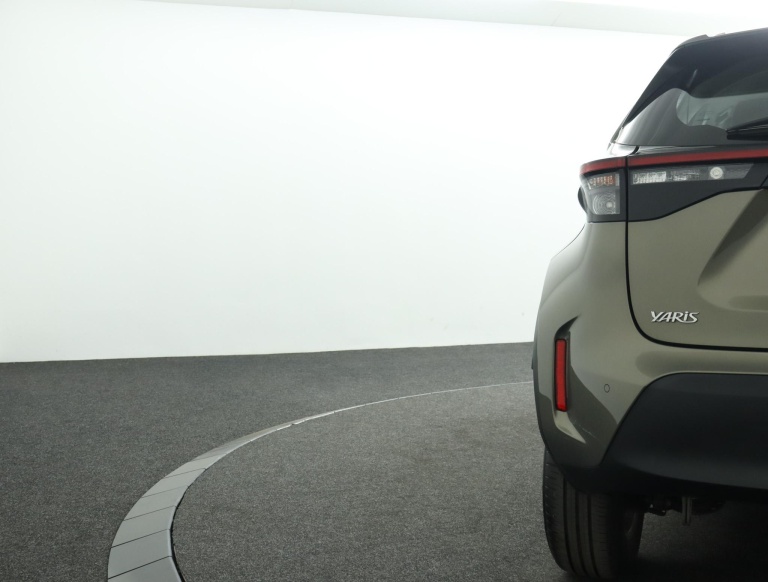Toyota Yaris Cross - 1.5 Hybrid 115 Active Limited 40