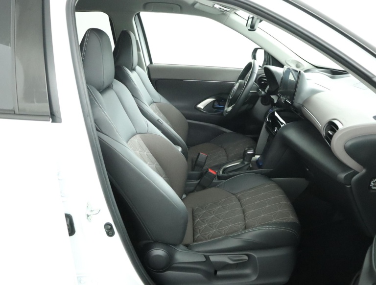 Toyota Yaris Cross - 1.5 Hybrid Executive 22