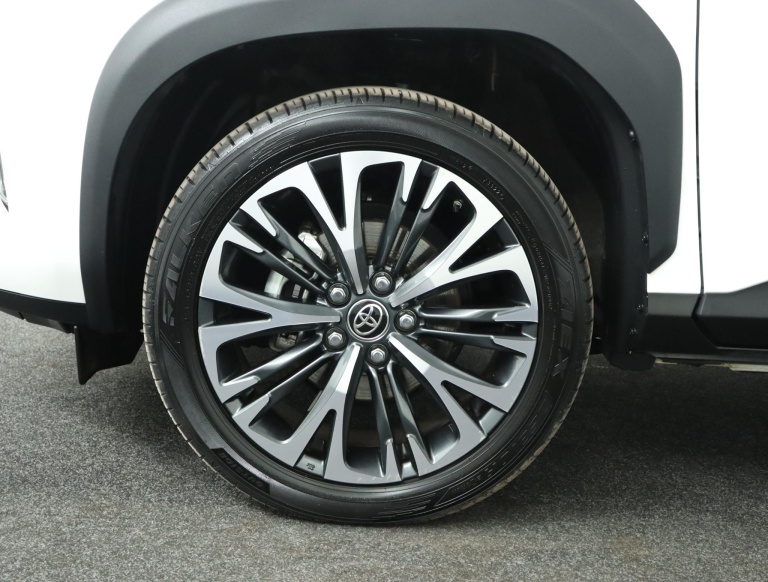 Toyota Yaris Cross - 1.5 Hybrid Executive 37