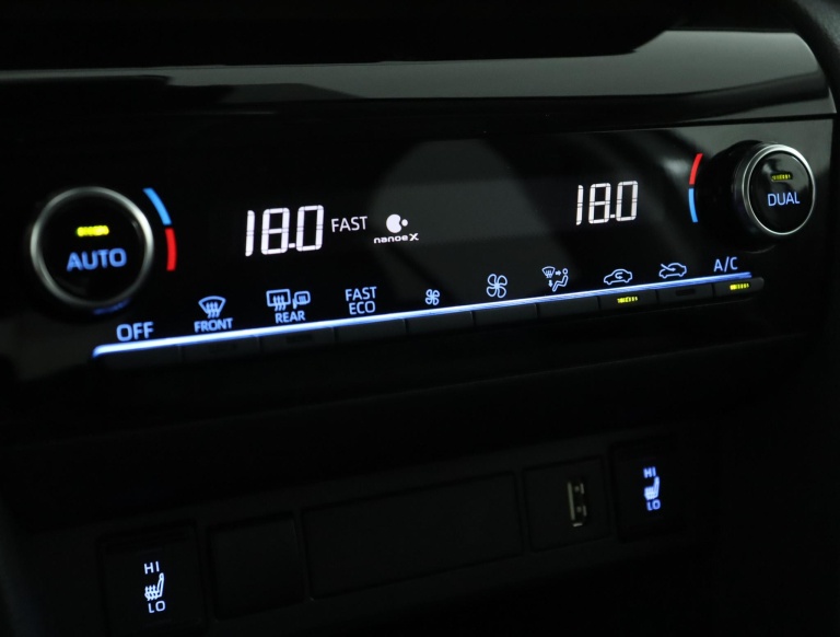 Toyota Yaris Cross - 1.5 Hybrid Executive 7