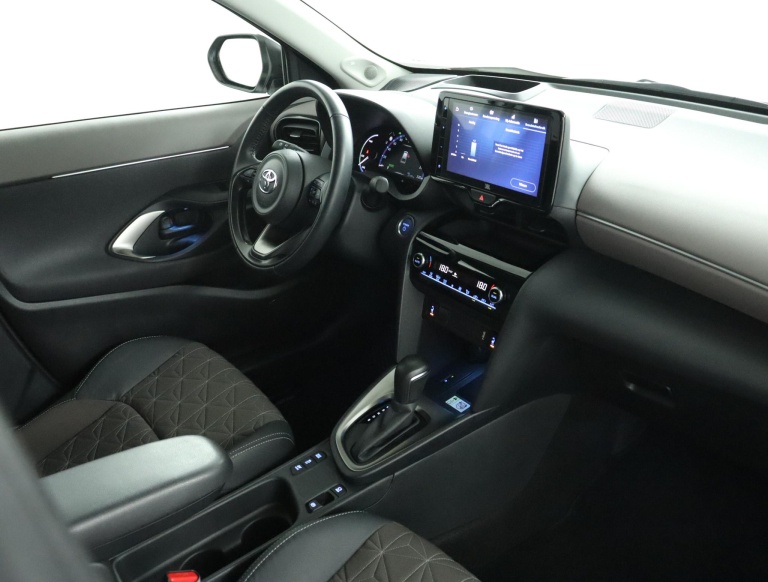 Toyota Yaris Cross - 1.5 Hybrid Executive 72