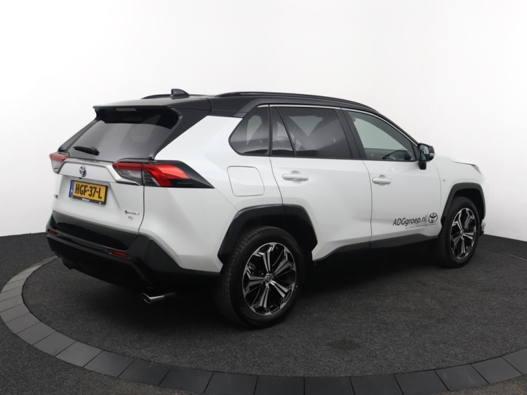 Toyota RAV4 - 2.5 Plug-in Hybrid AWD Business Plus 2