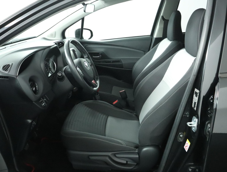 Toyota Yaris - 1.0 VVT-i Design Sport 17