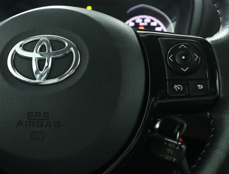 Toyota Yaris - 1.0 VVT-i Design Sport 21