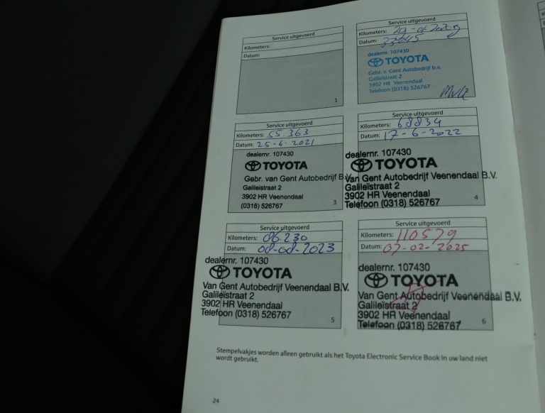 Toyota Yaris - 1.0 VVT-i Design Sport 44