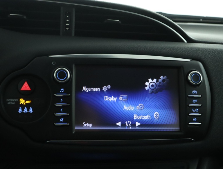 Toyota Yaris - 1.0 VVT-i Design Sport 53