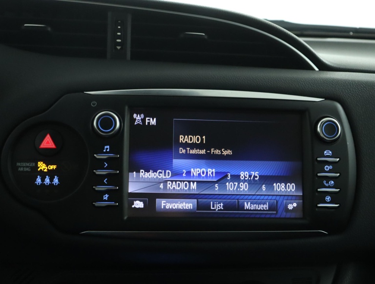 Toyota Yaris - 1.0 VVT-i Design Sport 8
