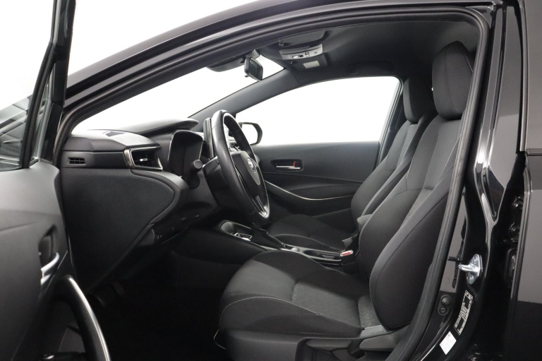 Toyota Corolla Touring Sports - 1.8 Hybrid Business 16