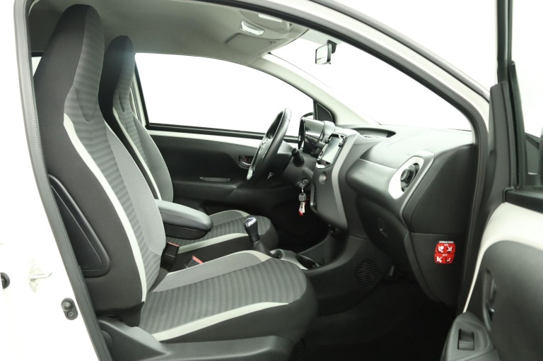 Toyota Aygo - 1.0 VVT-i x-cite 22