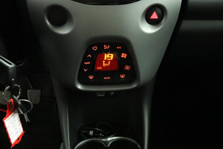 Toyota Aygo - 1.0 VVT-i x-cite 7