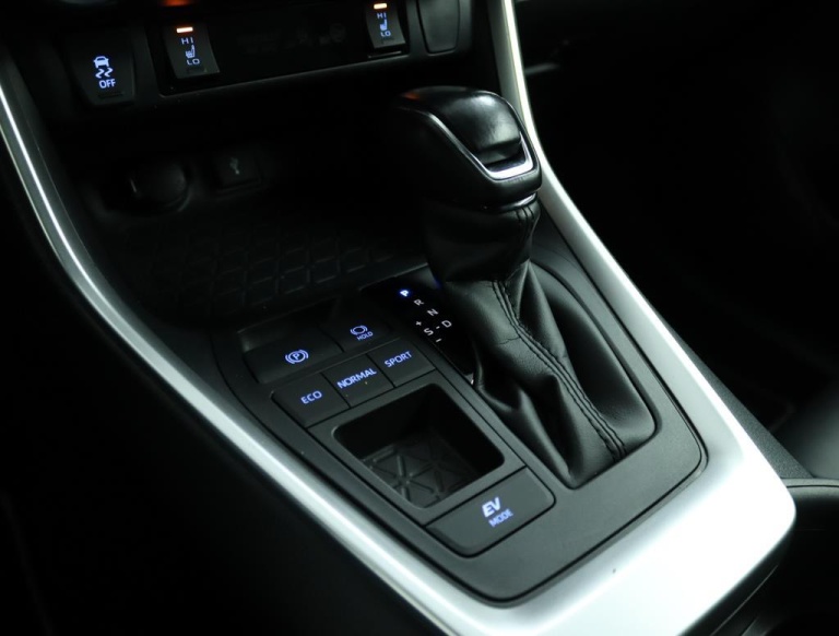 Toyota RAV4 - 2.5 Hybrid Business Plus 26