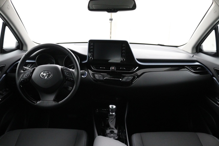 Toyota C-HR - 1.8 Hybrid Dynamic 11