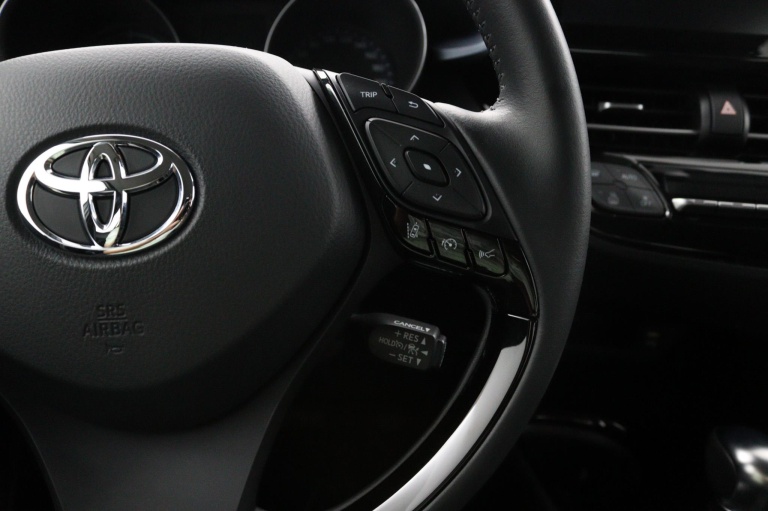 Toyota C-HR - 1.8 Hybrid Dynamic 18
