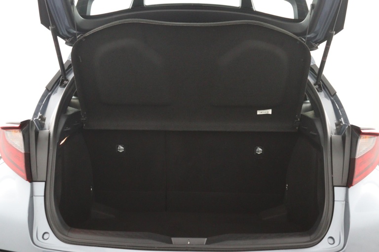 Toyota C-HR - 1.8 Hybrid Dynamic 28