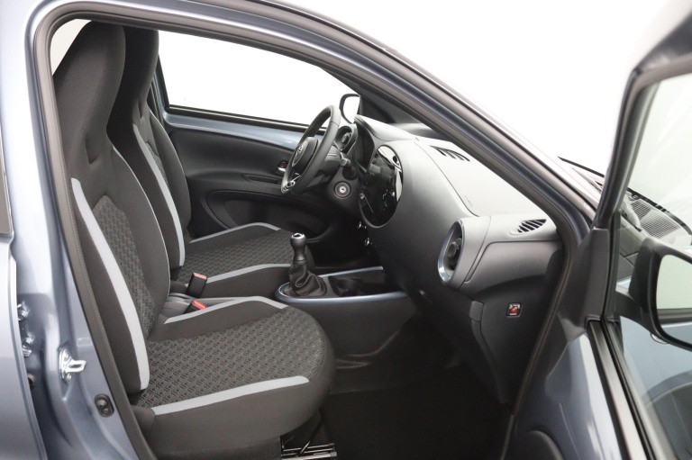 Toyota Aygo X - 1.0 VVT-i MT Pulse 11