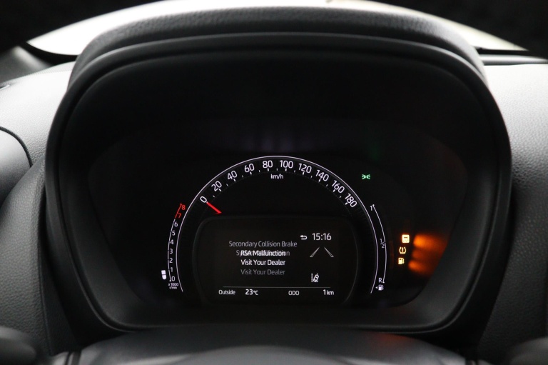 Toyota Aygo X - 1.0 VVT-i MT Pulse 13