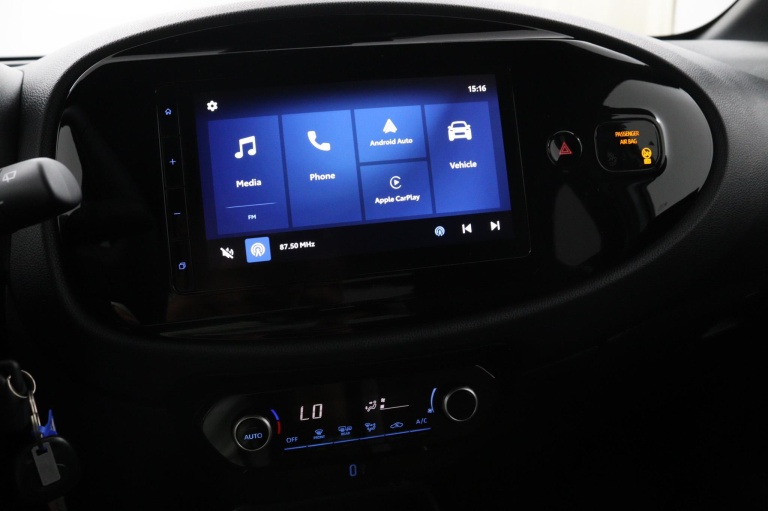 Toyota Aygo X - 1.0 VVT-i MT Pulse 16