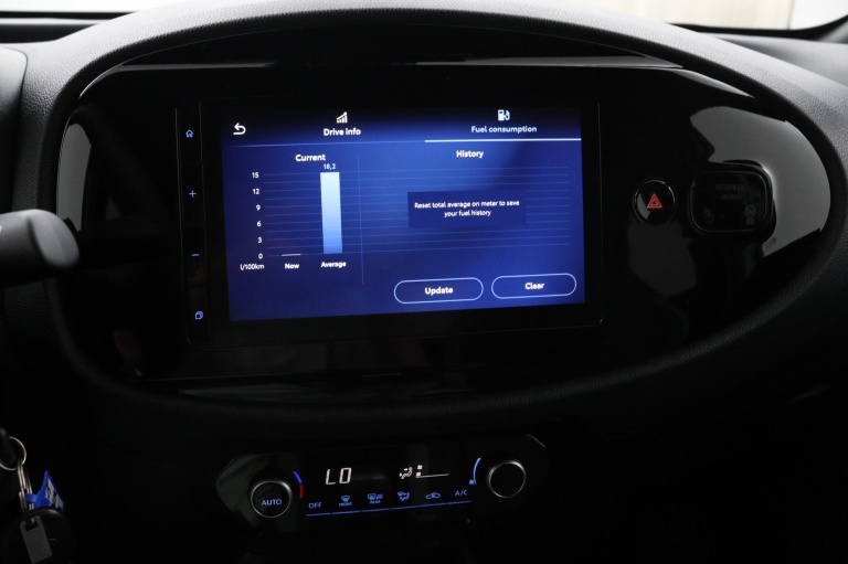 Toyota Aygo X - 1.0 VVT-i MT Pulse 17