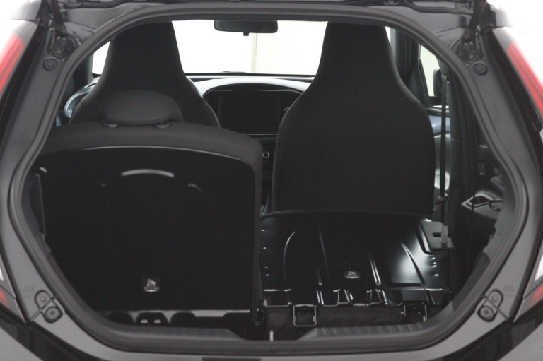 Toyota Aygo X - 1.0 VVT-i MT Pulse 26