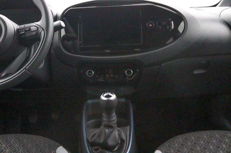 Toyota Aygo X - 1.0 VVT-i MT Pulse 28